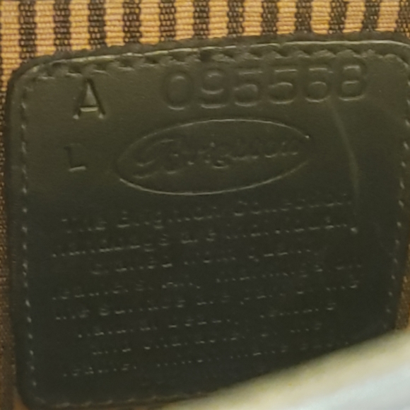 Brighton Leather Shoulder Bag - Picture 7 of 11